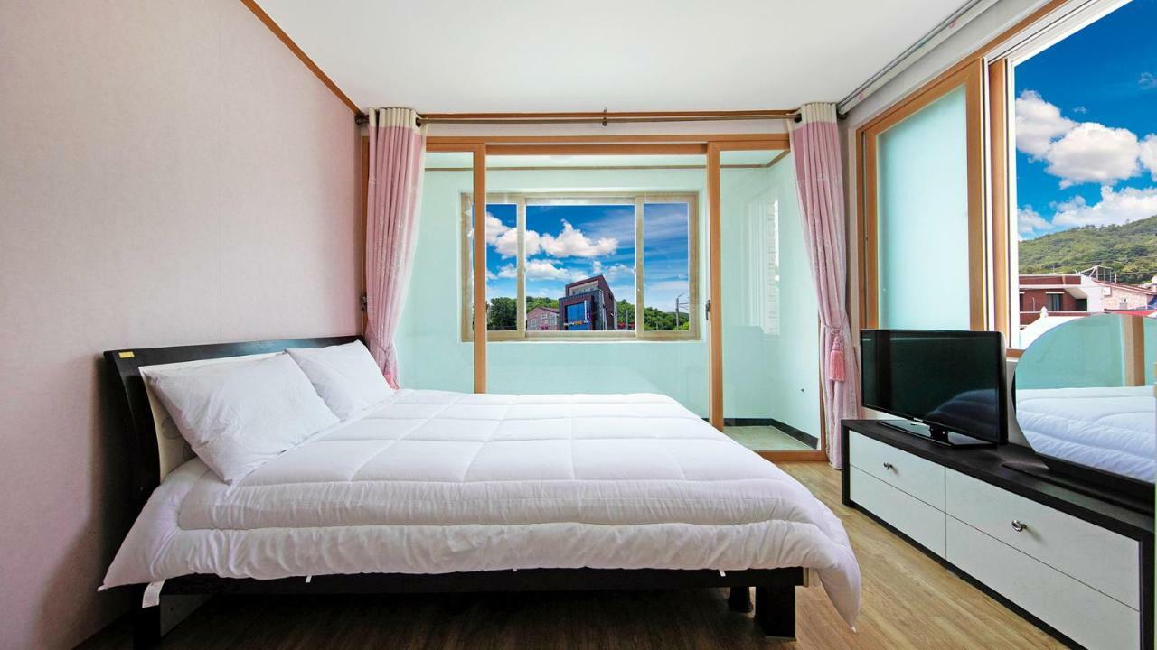 Samcheok Sol Beach Pension Luaran gambar