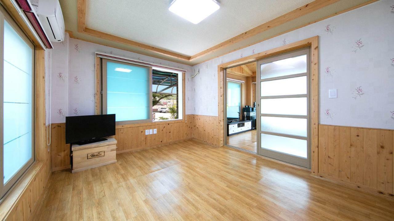 Samcheok Sol Beach Pension Luaran gambar