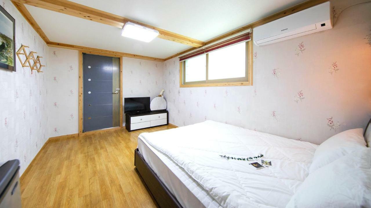 Samcheok Sol Beach Pension Luaran gambar