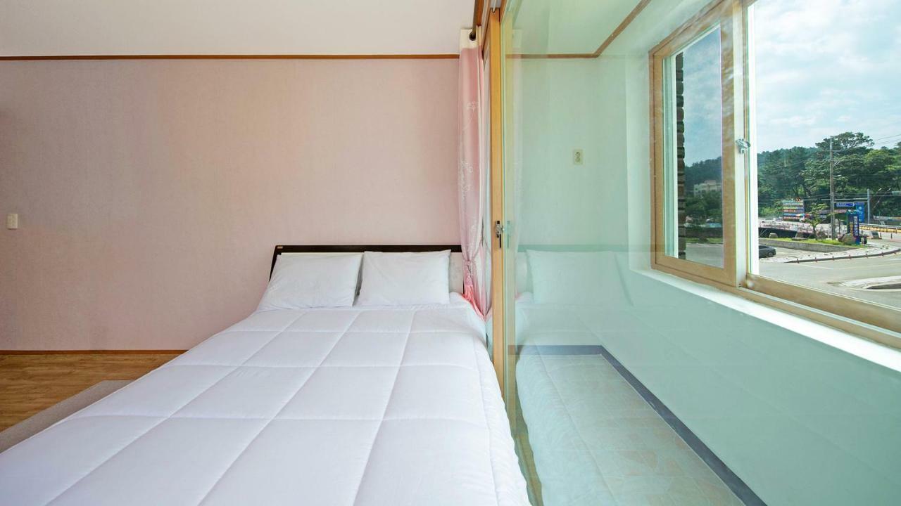 Samcheok Sol Beach Pension Luaran gambar