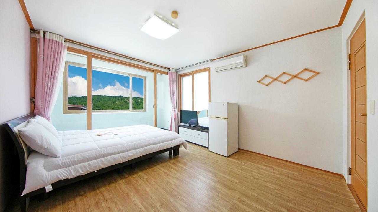 Samcheok Sol Beach Pension Luaran gambar